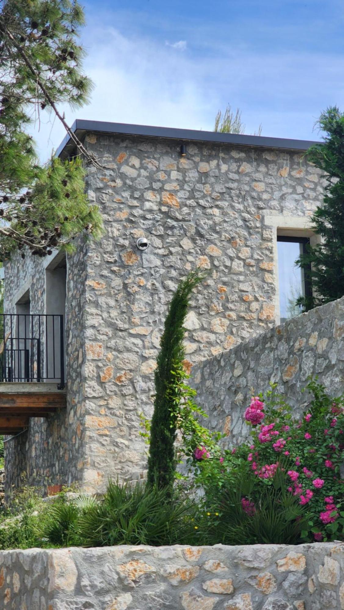 Široka Rusticoゲストハウス エクステリア 写真